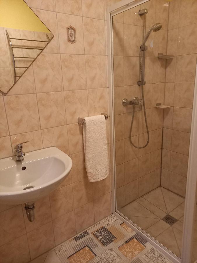 Apartamenty Agat Pieszyce Exteriör bild